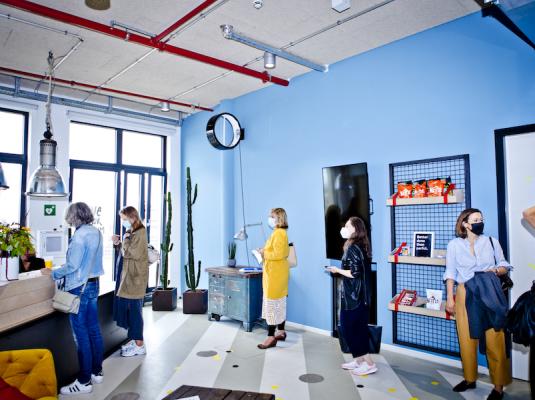 Women´s Hub 21-6235