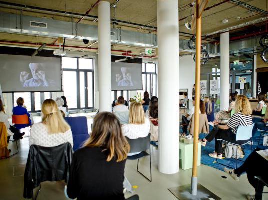 Women´s Hub 21-6355